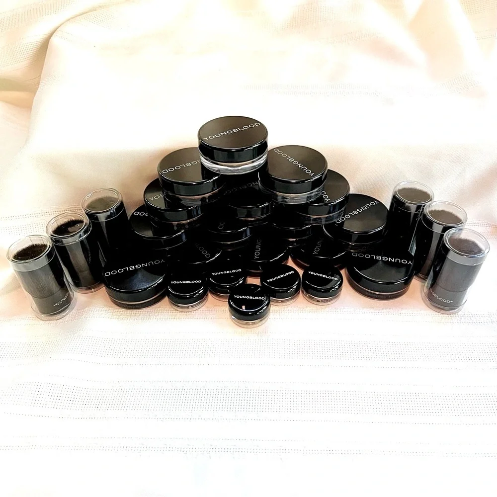 YOUNGBLOOD Bundle NEW Natural Mineral‎ Foundation Blush Hi-DEF Brushes
💥SALE💥 - Picture 8 of 16